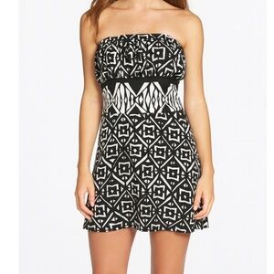 White House Black Market Size S White & Black Tunic Tube Top SZ SM mid thigh